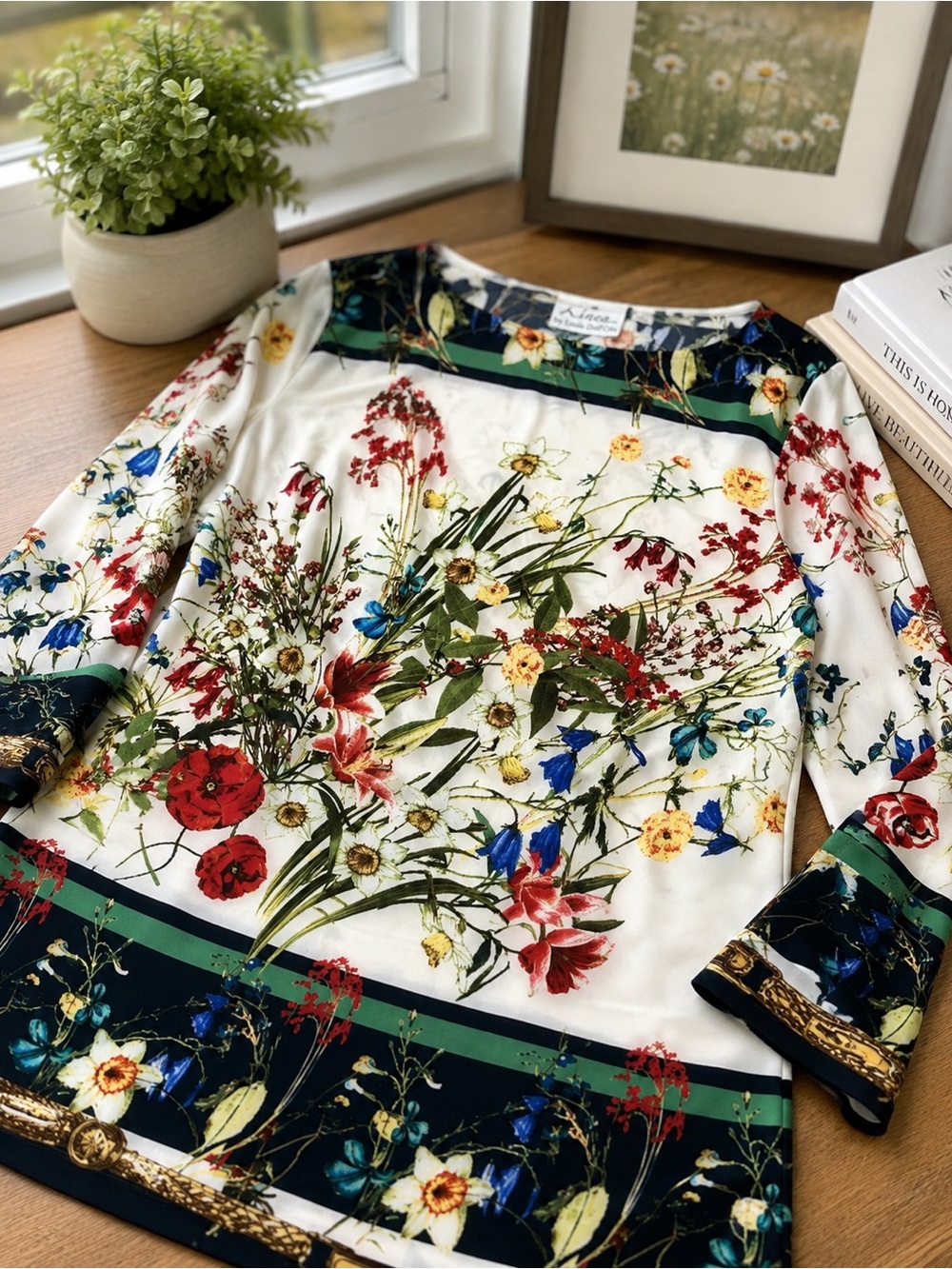 Linea by Louis Dell’Olio Floral Border Print Tunic Top Size